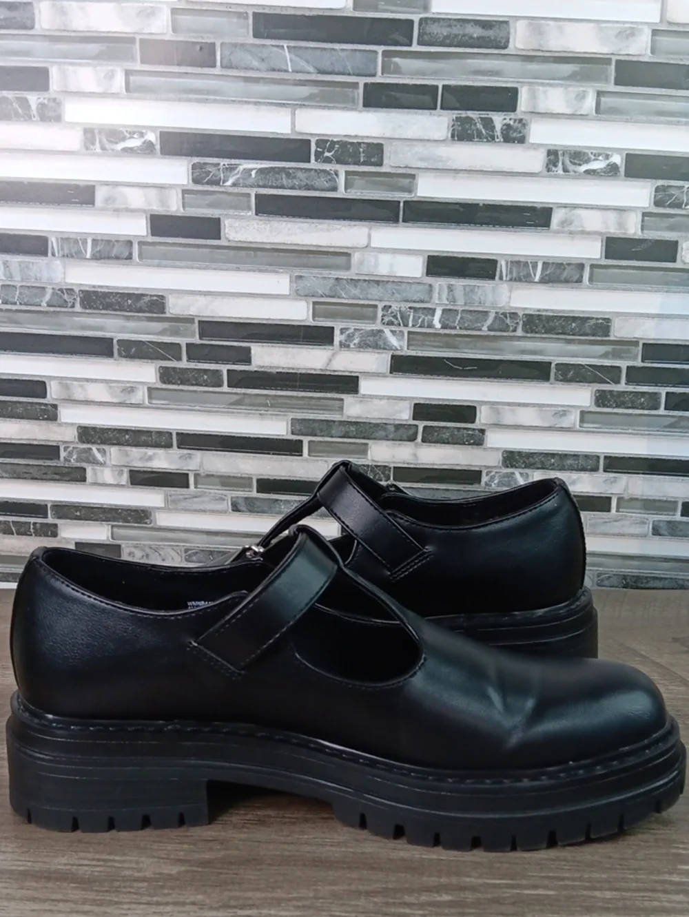 No Boundaries 7.5 Black Mary Janes Faux Leather Chunky Heel School Girl